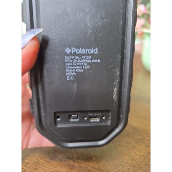 Polaroud model# PBT524 Wireless Portable Bluetooth Speaker Black - Picture 4 of 16